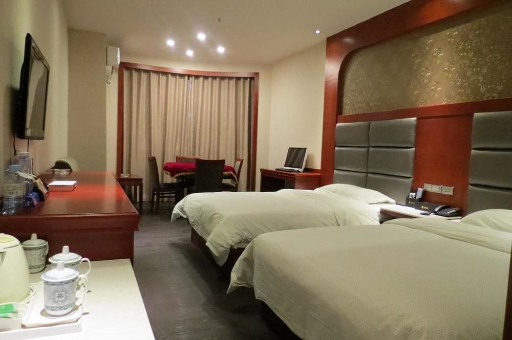 Longwang Business Hotel Liuzhou Exteriér fotografie