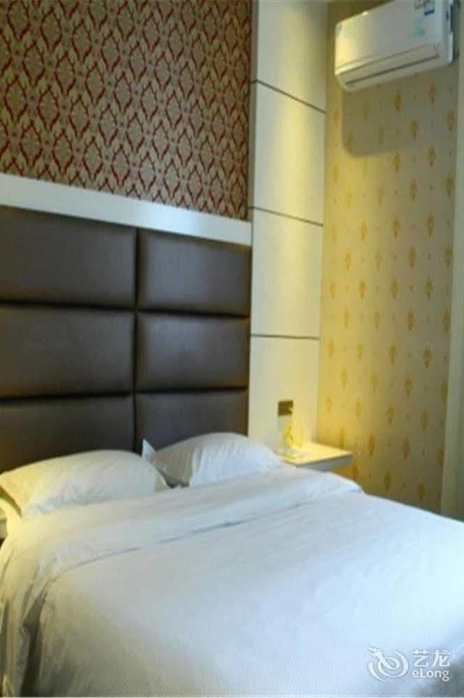Longwang Business Hotel Liuzhou Exteriér fotografie